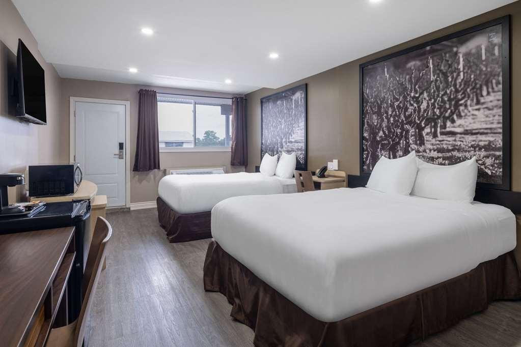 Super 8 By Wyndham Niagara Falls On Phòng bức ảnh
